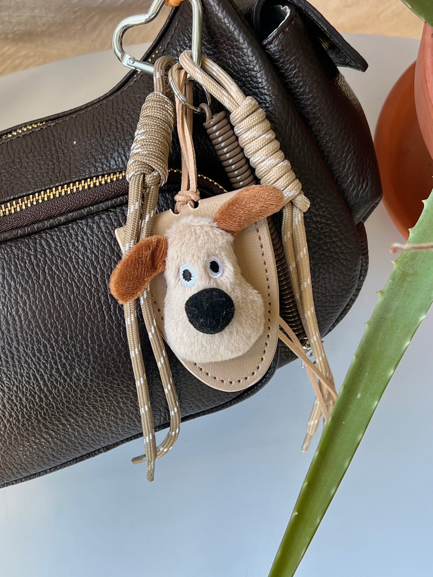 Charm perro peluche