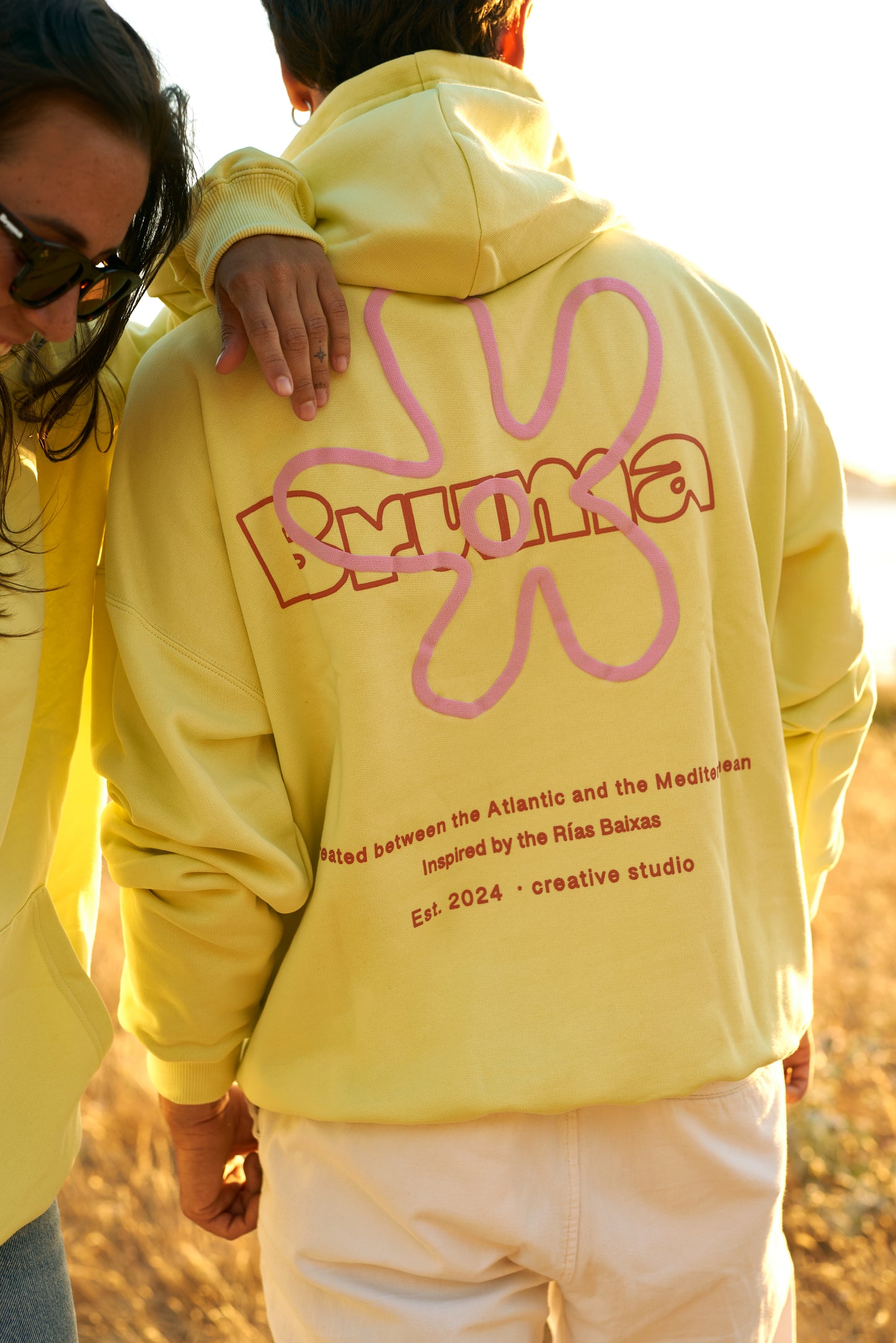 Sudadera flor Bruma unisex